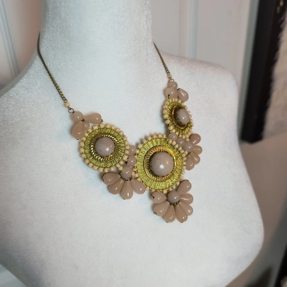 Vintage Floral Statement Bib Necklace Peach/Gold Neutral Bib Faux